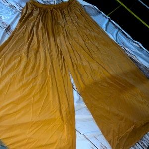 New Nap brand 2 piece lounge set